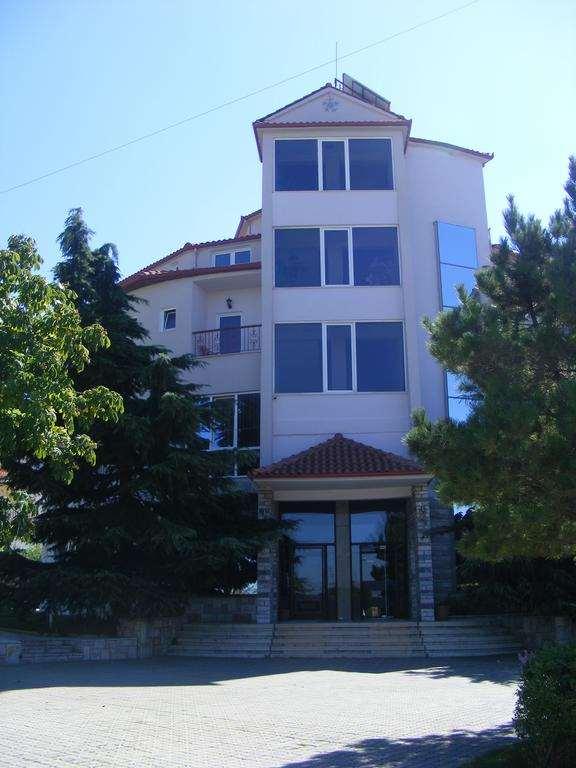George Hotel