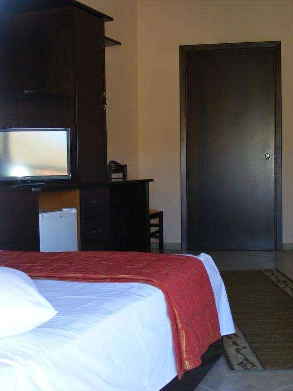 Hotel George *